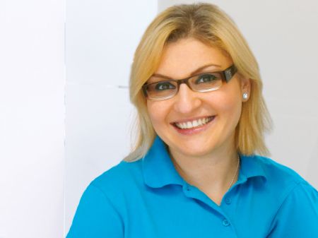 Bild vom Zahnarzt - Nina Jguburia aus Hannover